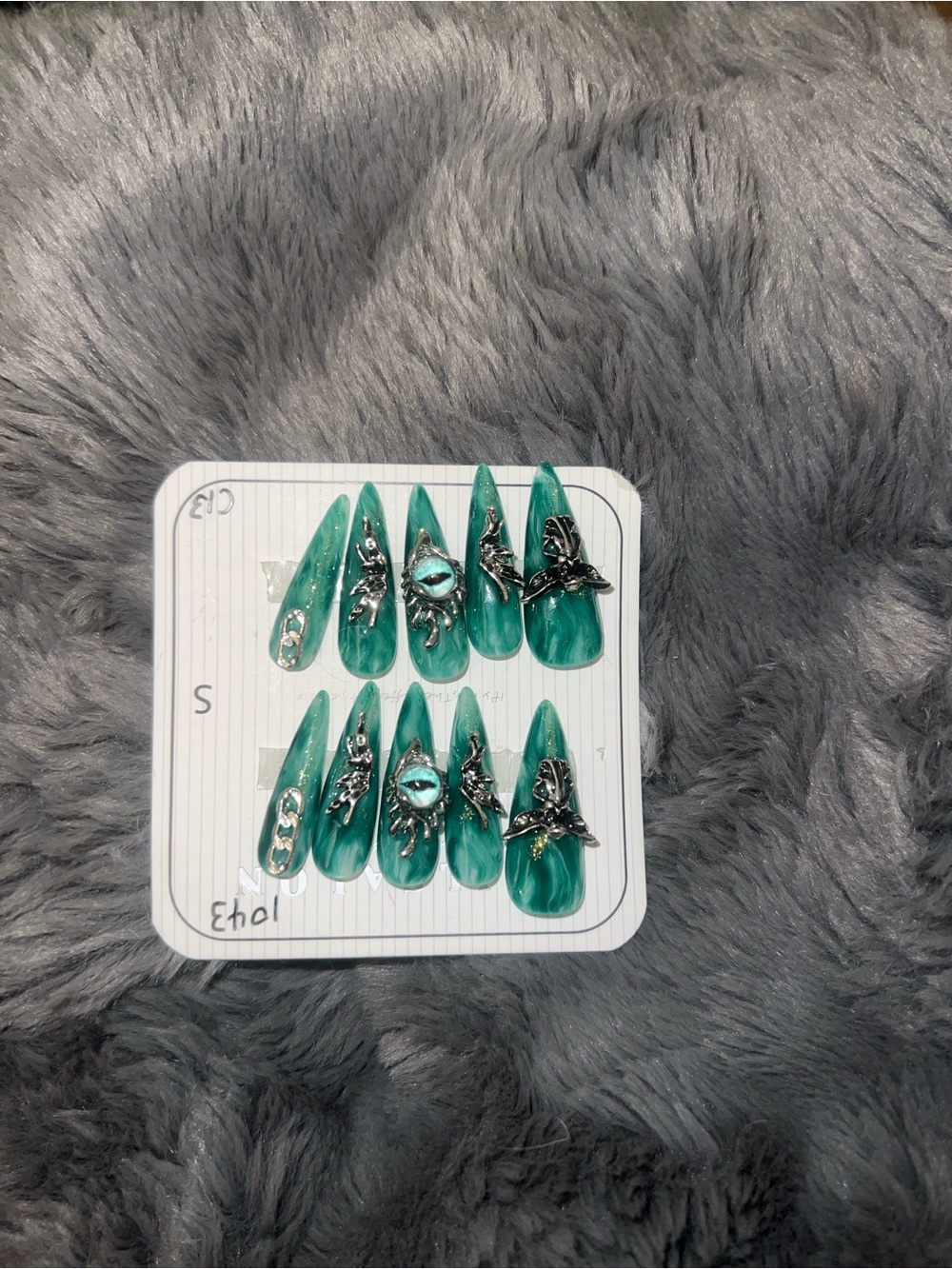 Handmade acrylic nails